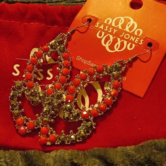 Earrings - Picture 2 of 2